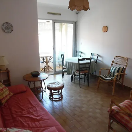 T2 Lumineux Pres De La Avec Loggia Et Balcon Sud-ouest - Fr-1-696-132